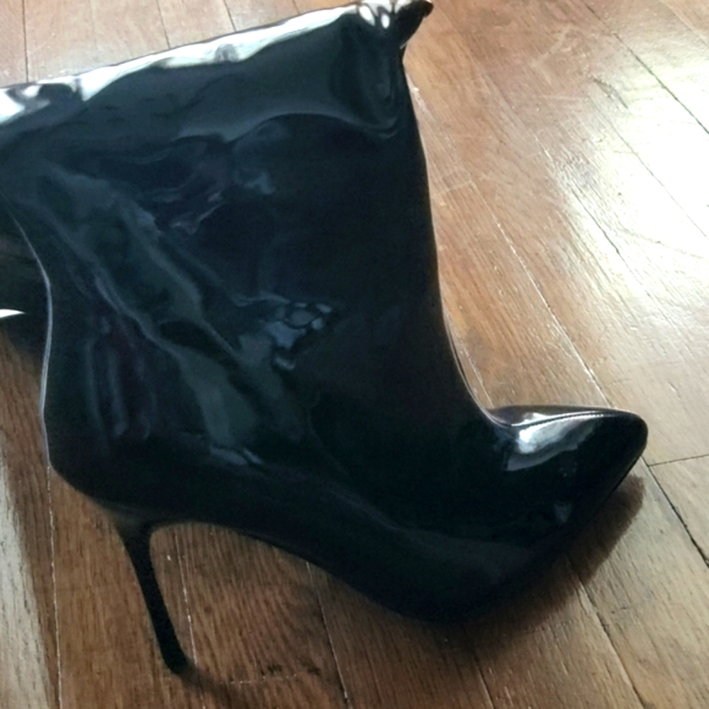 Black Patent Leather Knee-High Boots - Picture 3 of 14